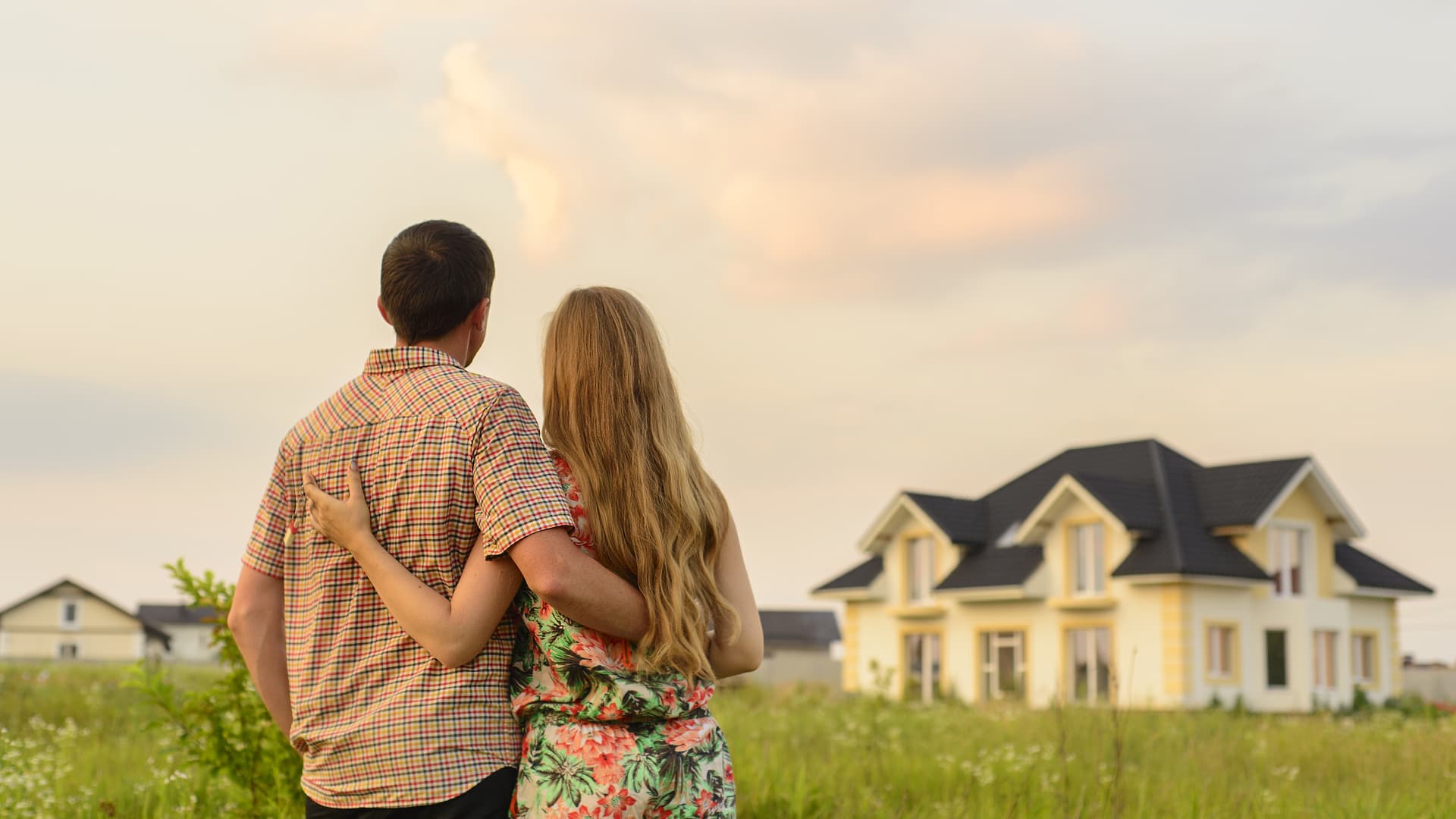 Couple looking at a home
